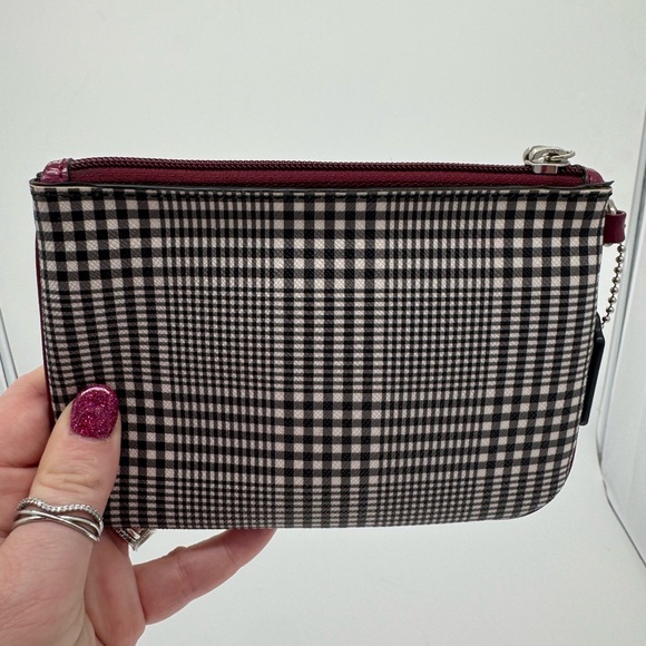 Coach New York Plaid Wristlet Clutch Pouch Burgundy Leather Strap - Picture 2 of 7